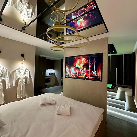 Masarska 8 Vip Apartamenty Jacuzzi Krasków Exterior foto
