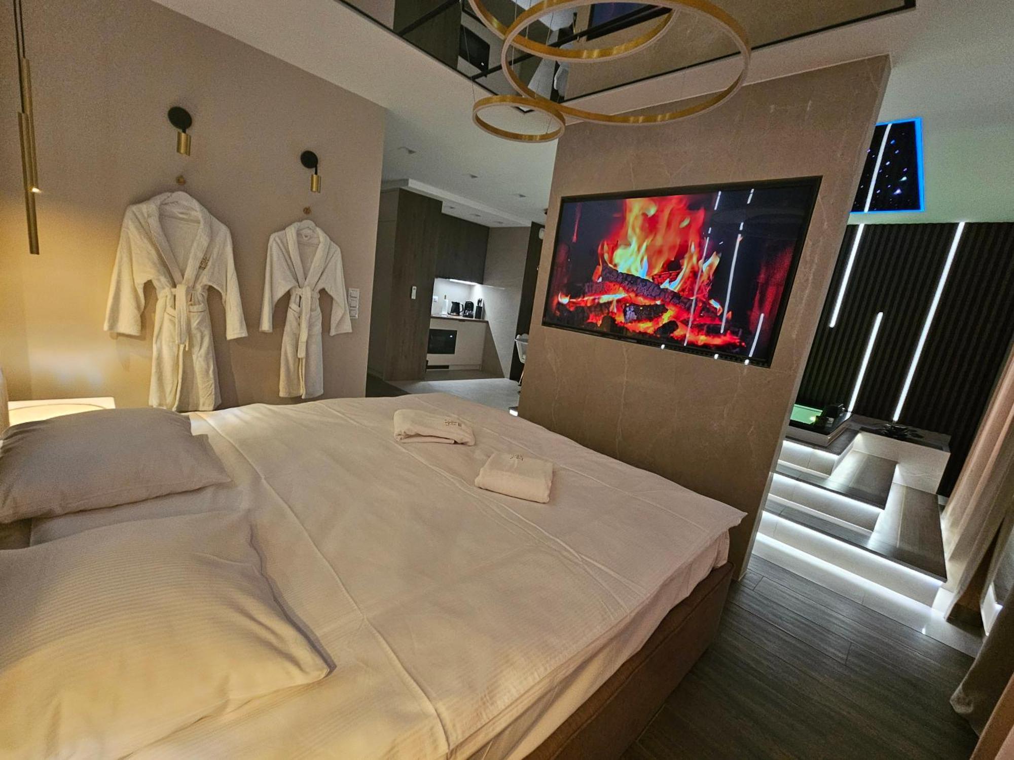Masarska 8 Vip Apartamenty Jacuzzi Krasków Exterior foto