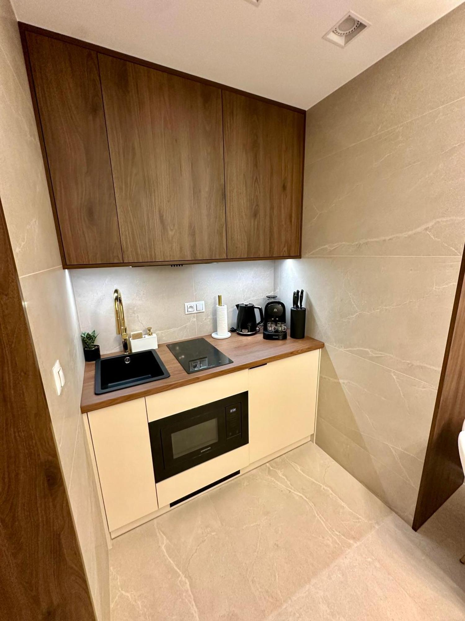 Masarska 8 Vip Apartamenty Jacuzzi Krasków Exterior foto